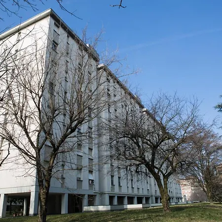 Διαμέρισμα Immerso Nel Verde! Vicino All'ospedale *